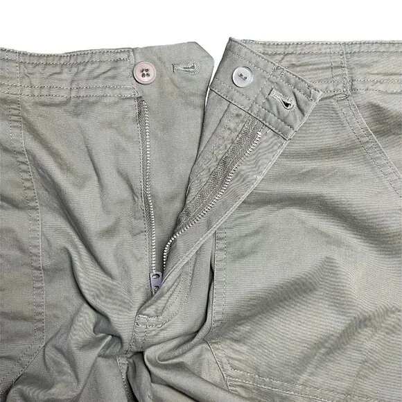 Abercrombie & Fitch Women's Relaxed Cargo Pants Olive Green Size 33/16 - Picture 7 of 8